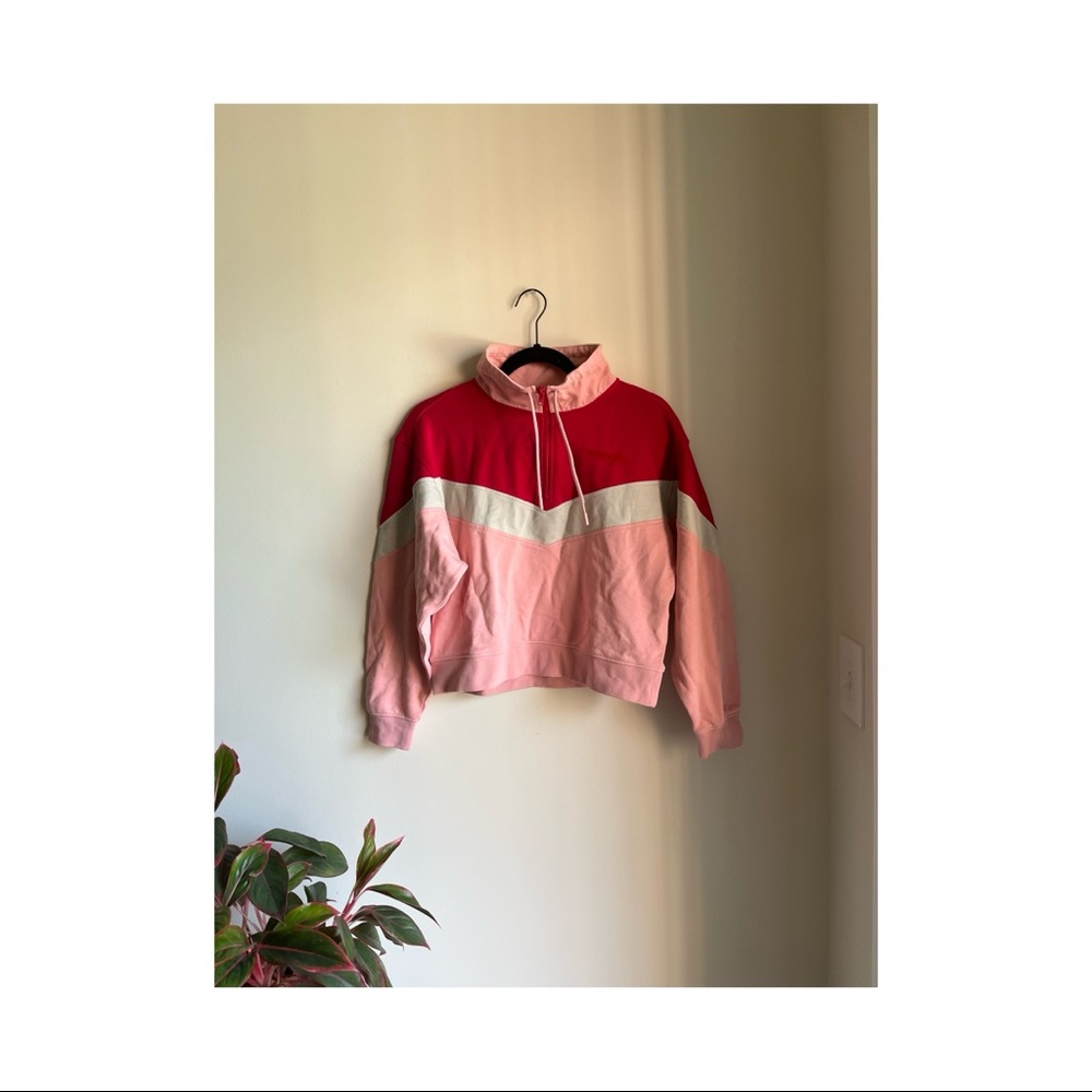 Quarter zip crop